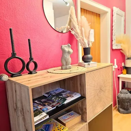 Doppelzimmer 2 I Geteiltes Bad & Kueche I Mit Dem Nur 4 Min Bis Zum Hauptbahnhof *