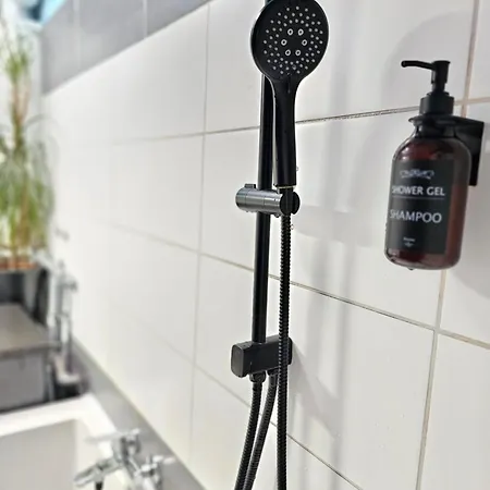 Kwatera prywatna Doppelzimmer In Privathaus Ii Geteiltes Bad & Kueche I Mit Dem 4 Min Bis Zum Hbf Fryburg Bryzgowijski