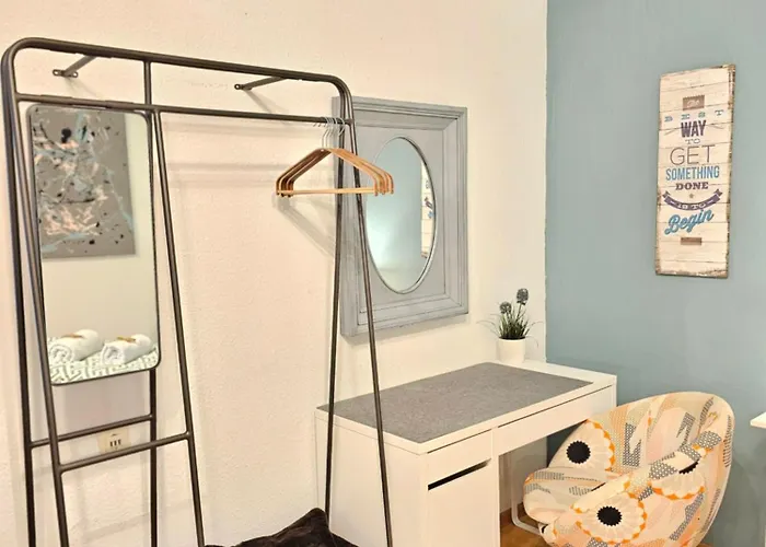 Rum i privatbostad Doppelzimmer In Privathaus Ii Geteiltes Bad & Kueche I Mit Dem 4 Min Bis Zum Hbf *